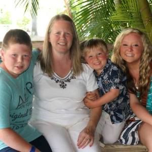 Meet your Posher, Carol
